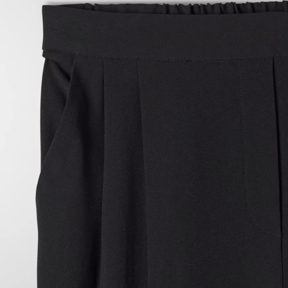 ARITZIA Babaton Cohen Cropped Mid-Rise Pleated Trouser Pants, Black, Size 4 - Picture 5 of 16